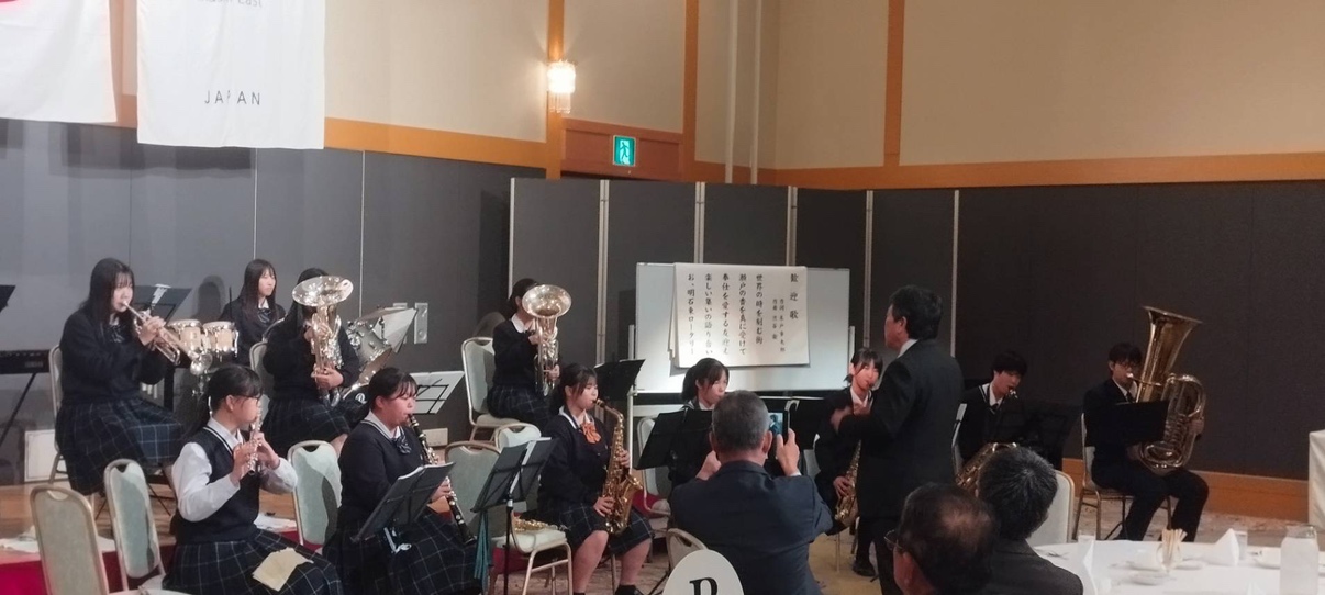 明石商業高等学校 吹奏楽部インターアクトクラブ 演奏と活動報告
